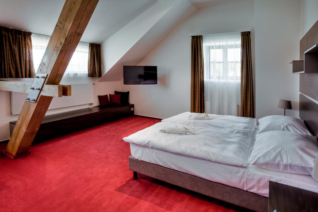 Hotel Zamecka Sypka Blansko Room photo